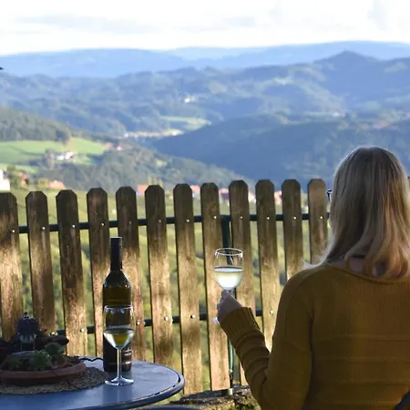 Gaestehaus-temmel-kitzeck Bed & Breakfast *